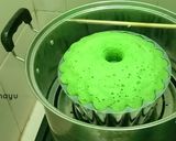 Foto langkah ke 14 dari resep Bolu ketan pandan kukus moist.