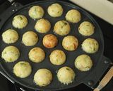 Foto langkah ke 6 dari resep Takoyaki Devina Hermawan.