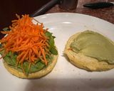 Foto del paso 4 de la receta: PAN DE HAMBURGUESA DE COLIFLOR (sin gluten) muy fácil, sano y rápido