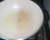 A picture of step 3 of Chicken vegetable fried rice.