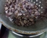Foto langkah ke 2 dari resep Sambal Goreng Kentang Ati Ampela Merah Merona.
