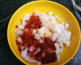 A picture of step 1 of Achari Pyaaz.