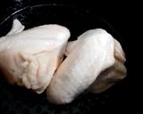 Hình bước làm 1 của món Cánh gà chiên nước mắm