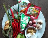 Foto langkah ke 2 dari resep Mangut lele bumbu kuning.