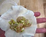 Foto del paso 7 de la receta: Gyozas caseras de gambas