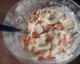 Foto del paso 5 de la receta Ensaladilla de salmón y surimi, con melón y sandía