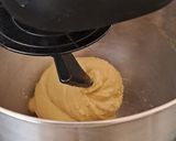 Foto langkah ke 4 dari resep Donat premium/Donat glaze.
