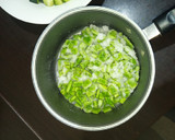 Foto del paso 10 de la receta: Medallones de cerdo, ensalada de verdolagas y "jugo verde"