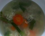 Foto langkah ke 5 dari resep Sup ayam telur.