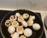 Foto langkah ke 4 dari resep Mushroom Ala Restaurant.