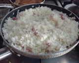 Foto del paso 3 de la receta: Calamares en salsa sin ajo con arroz tres delicias