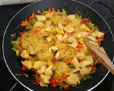 Foto del paso 2 de la receta: Fideos con pollo fácil y rápido