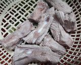 Hình bước làm 1 của món Canh dưa leo nấu sườn