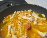 Foto langkah ke 4 dari resep Gulai nangka muda dan ceker.