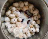 A picture of step 1 of Makhana Milk.