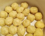 Foto langkah ke 2 dari resep Pia kacang ijo renyah di luar lembut di dalam.
