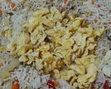Gambar langkah 4 resipi Nasi Goreng China.