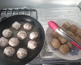Foto del paso 5 de la receta: Albóndigas con salsa al vino blanco