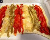 Foto del paso 7 de la receta: Coca de escalibada a la brasa