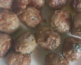 صورة لخطوة 3 من وصفة فاصوليا خضراء بكريات اللحم 🥩