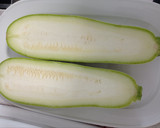 Foto del paso 1 de la receta: Calabacín del huerto relleno de carne