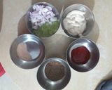 A picture of step 1 of Thousand Island Sauce.