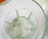 A picture of step 5 of 4 simple iftar drinks/mojito's.