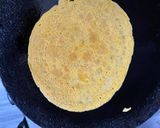 A picture of step 3 of Besan chilla.