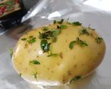 A picture of step 3 of Baked Potatoes with Manchego Cheese and Tzatziki.
