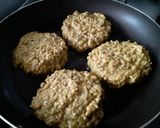 Foto del paso 8 de la receta: Hamburguesas de Arvejas y pencas de acelga de mi casa... 🤔🍔🍔🍔🤨😜!!!
