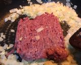 Foto langkah ke 2 dari resep Spaghetti bolognese.