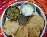 A picture of step 1 of Aloo (Aloo Ki Kachori).