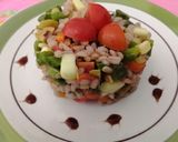Foto del passaggio 6 della ricetta Insalata colorata di orzo e verdurine miste