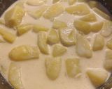 A picture of step 4 of Potato Stew with Smoked Herring and Cream.