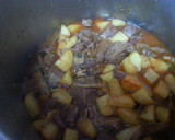 Foto del paso 6 de la receta: Morcillo de ternera con patatas y champiñones
