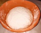 Foto del paso 2 de la receta: Masa para pizza casera rapidísima!