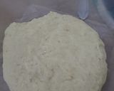 A picture of step 3 of Sweet bun called qatlama.
