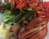 Foto langkah ke 2 dari resep Tumis cumi kering.
