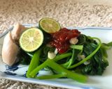 Foto langkah ke 5 dari resep Plecing Kangkung sambel instan.