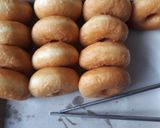 Foto langkah ke 7 dari resep Donat empuk tanpa kentang ulen tangan.