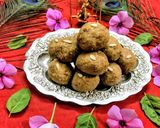 A picture of step 11 of Panjiri Ladoo.