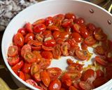 A picture of step 5 of Light Tomato Pasta w/Octopus.