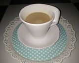 صورة لخطوة 2 من وصفة قهوة ☕ حليب عالسريع
