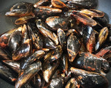 Foto del paso 3 de la receta: Mejillones al vapor con un toque de pimentón
