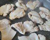 Foto del paso 1 de la receta: Pollo con pak choi