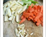 A picture of step 1 of Mixed Veggies Using Oyster sauce.