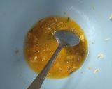 Foto langkah ke 2 dari resep Omelet Mie.