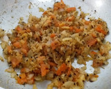 A picture of step 5 of Achari Dahi Bhindi.