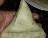 A picture of step 7 of Allu samosa.