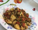 A picture of step 6 of Qeema with mix veg.